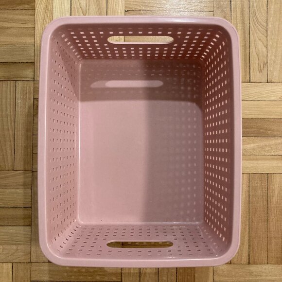 Pink Plastic Storage Basket Set of 2 - Picture 2 of 3